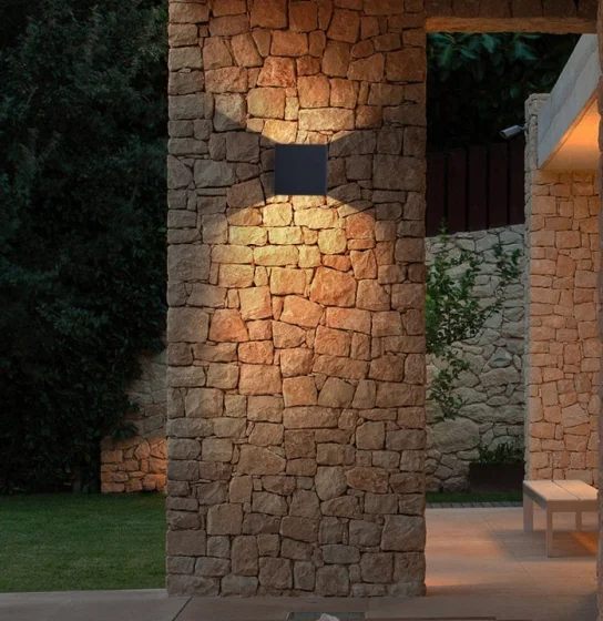 APLIQUE EXTERIOR LED